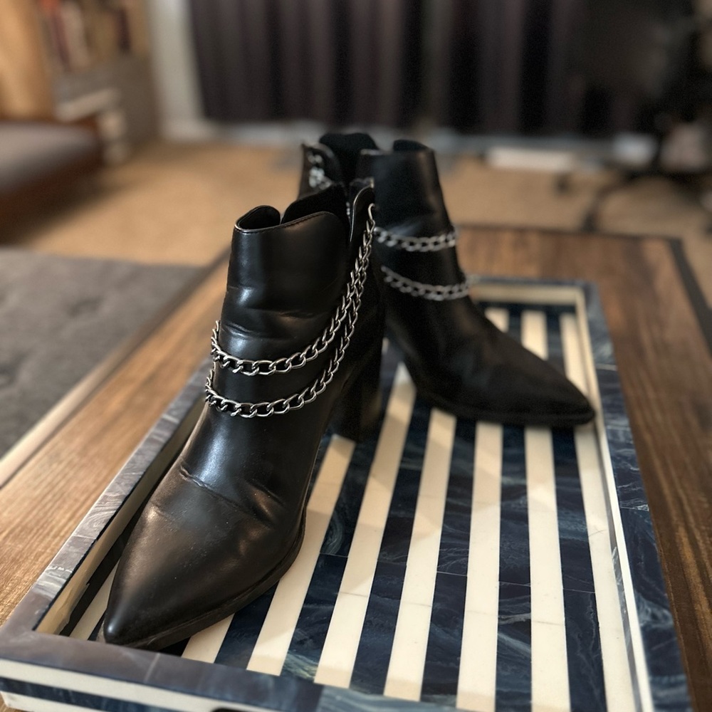 Womens Pointed Toe Ankle Boots Stacked Chunky High Heel with chain